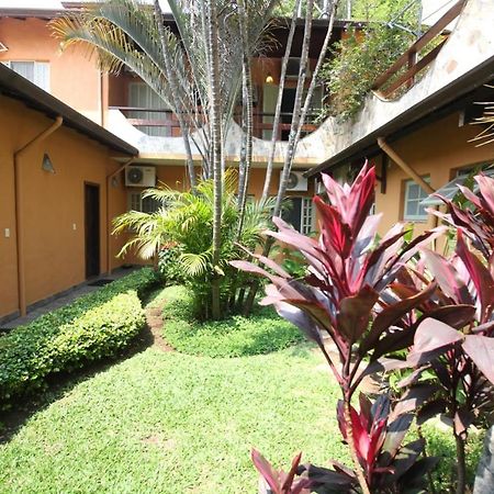 Pousada O Garimpo. Embu Bagian luar foto